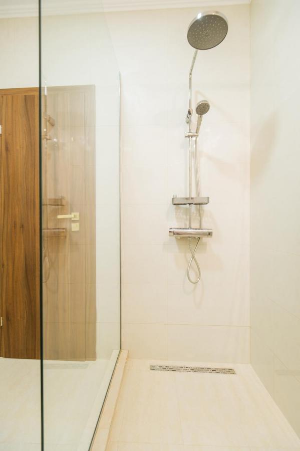 Bucur 9 Hotel Bucharest Luaran gambar