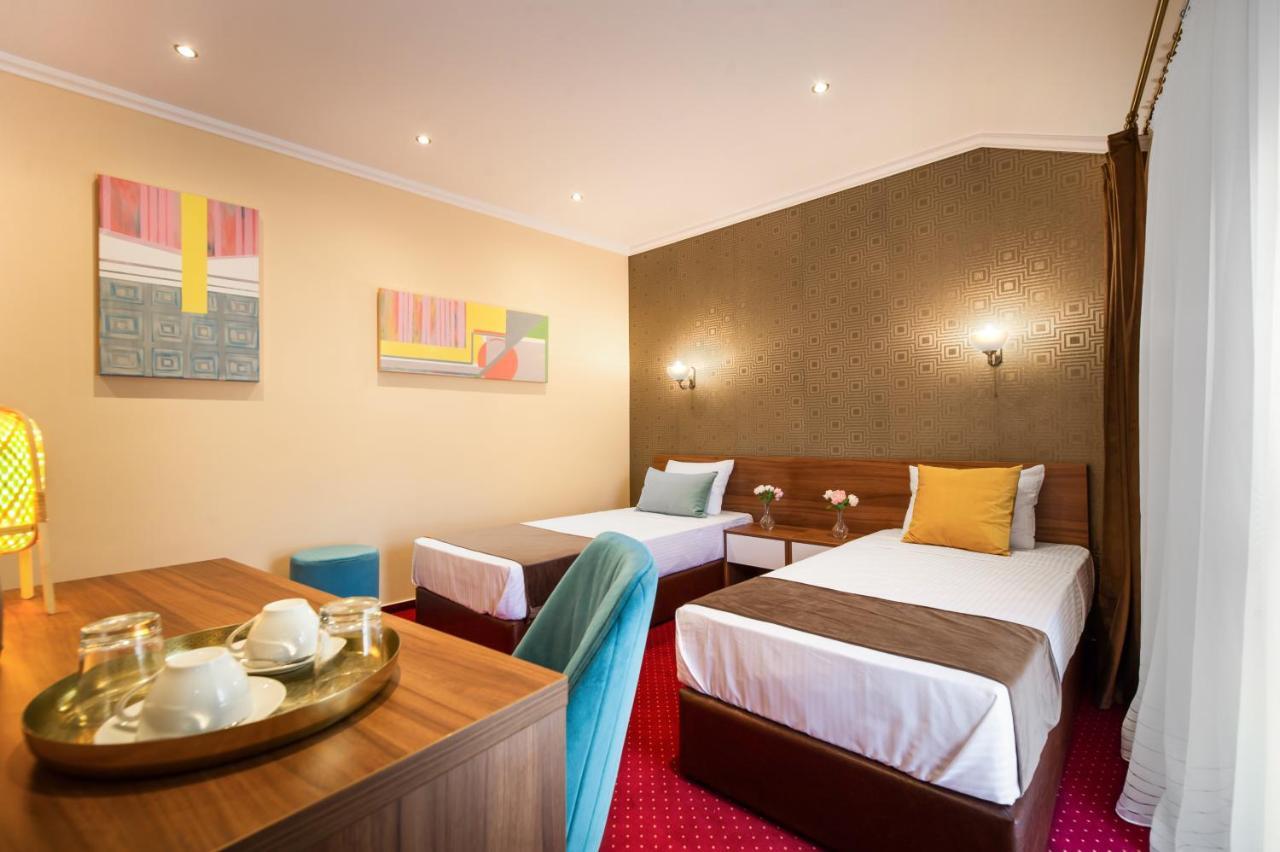 Bucur 9 Hotel Bucharest Luaran gambar